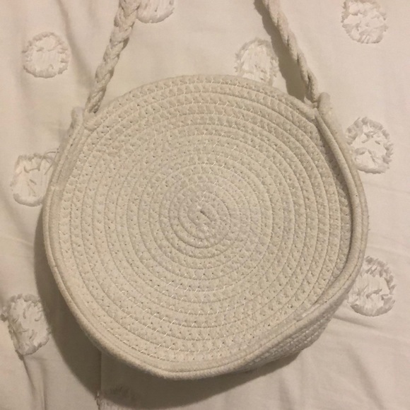 woven circle crossbody bag